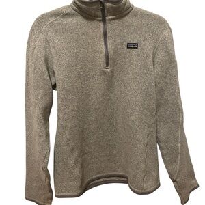 Women’s Patagonia quarter zip